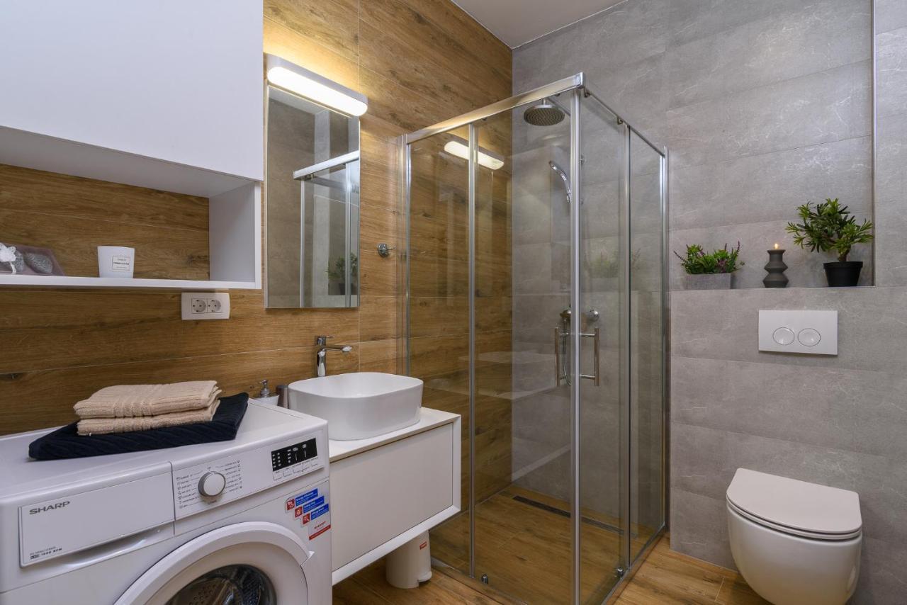 Batinic Apartments Kaštela Eksteriør billede